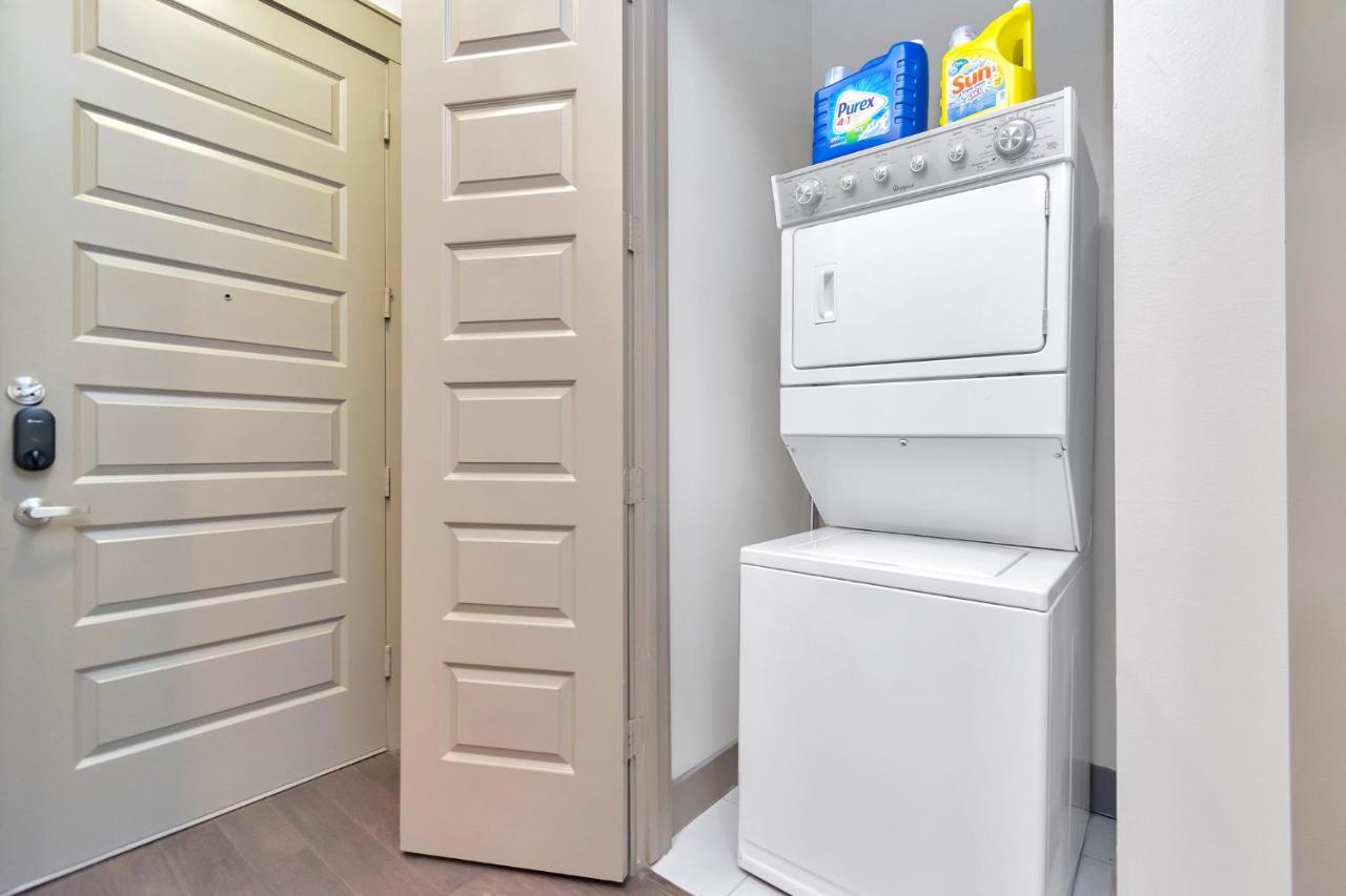 U1 Penthouse Downtown Houston Rental Car Available Apt 1Br 1Bth Gym Sleep Good Exteriör bild