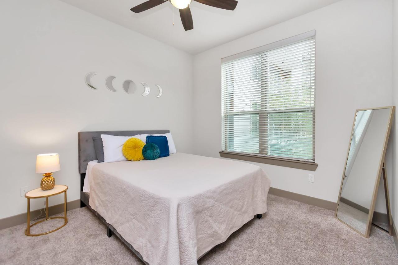 U1 Penthouse Downtown Houston Rental Car Available Apt 1Br 1Bth Gym Sleep Good Exteriör bild