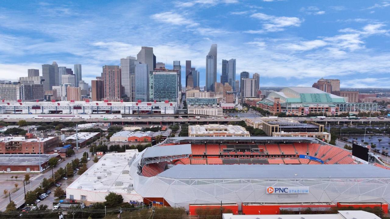 U1 Penthouse Downtown Houston Rental Car Available Apt 1Br 1Bth Gym Sleep Good Exteriör bild